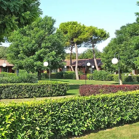 Le Corti Del Padenghe Apartment
