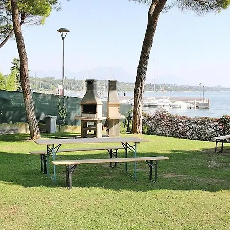 Apartment Le Corti Del Padenghe Padenghe sul Garda